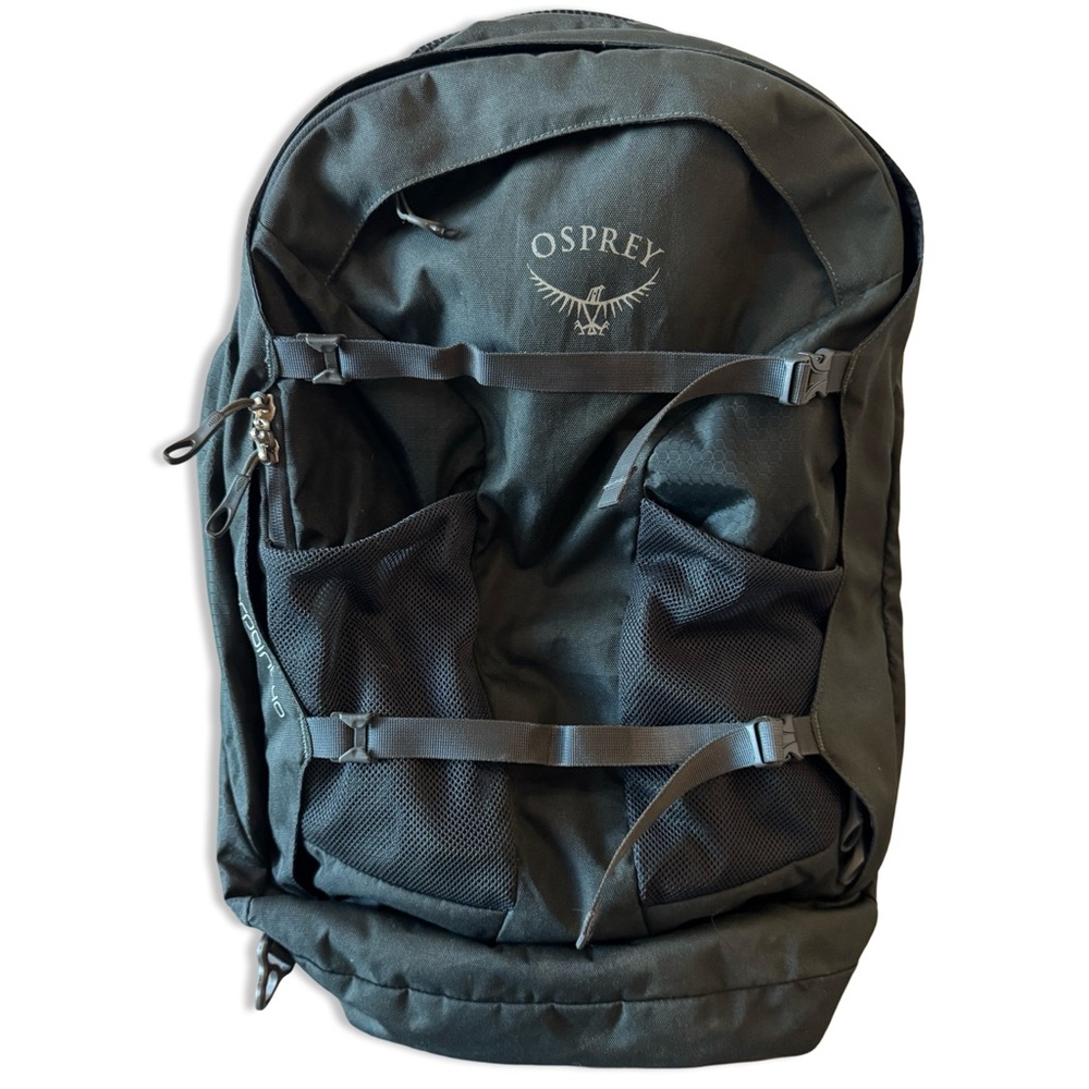 Osprey Farpoint 40L Travel Backpack Grey